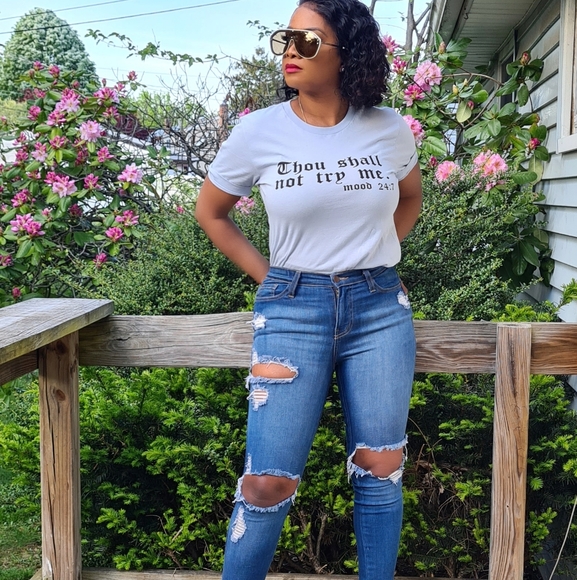 Blue tshirt - Picture 2 of 2